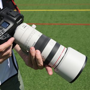 Canon RF 70-200mm f/2.8L IS USM Z cung cấp phạm vi thu phóng rộng, giúp bạn có thể nhanh chóng chuyển đổi giữa góc nhìn tele trung bình và tele siêu xa