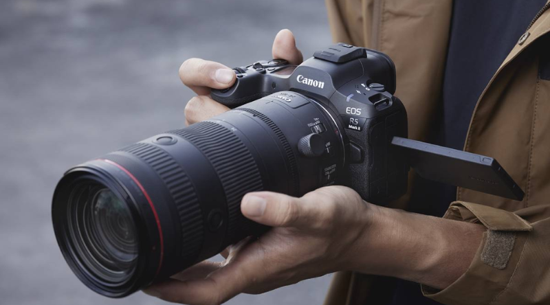 Canon EOS R5 Mark II