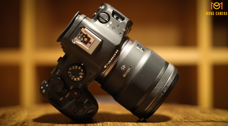 Lấy nét STM mượt mà, chính xác và yên tĩnh