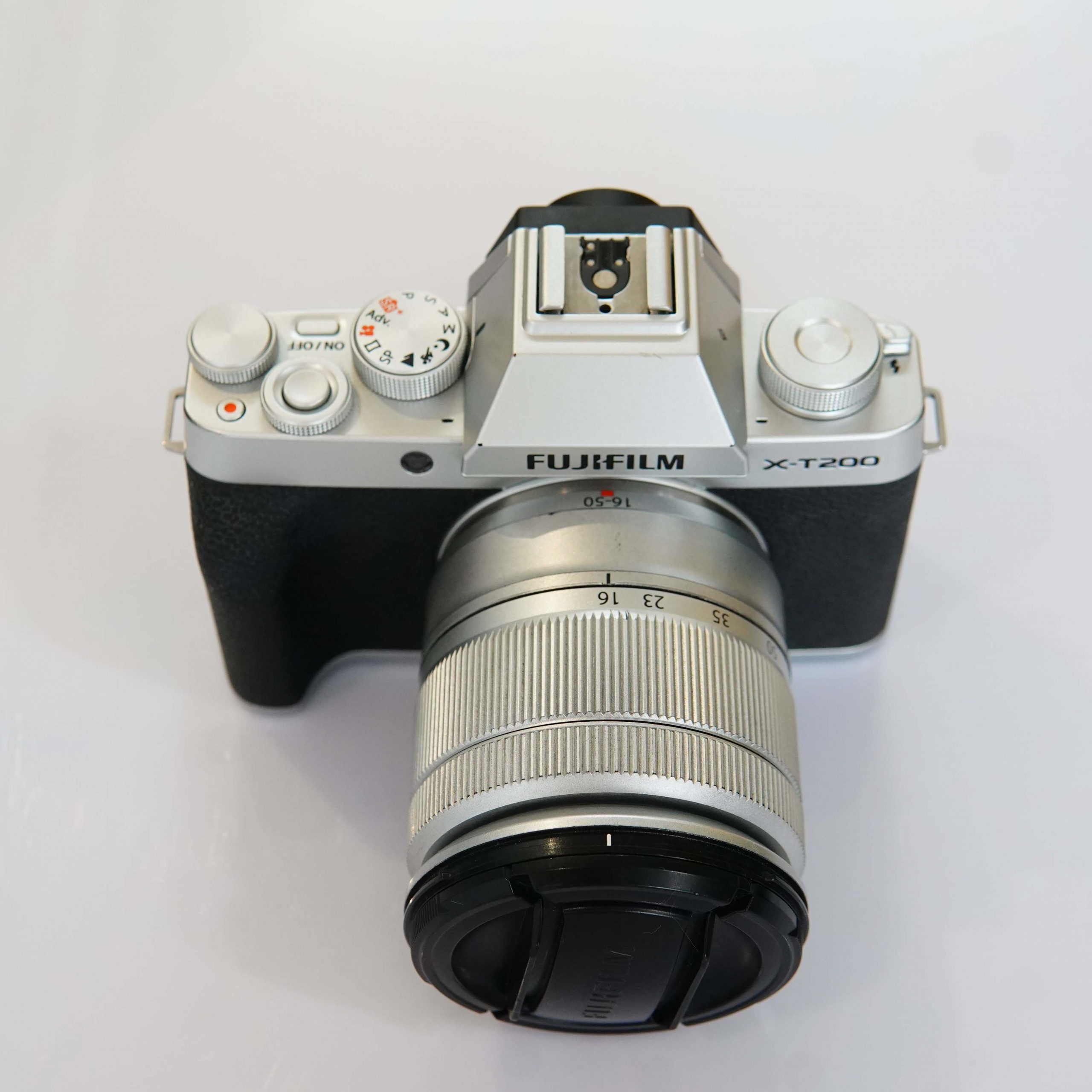 Fujifilm X-T200 gia tot