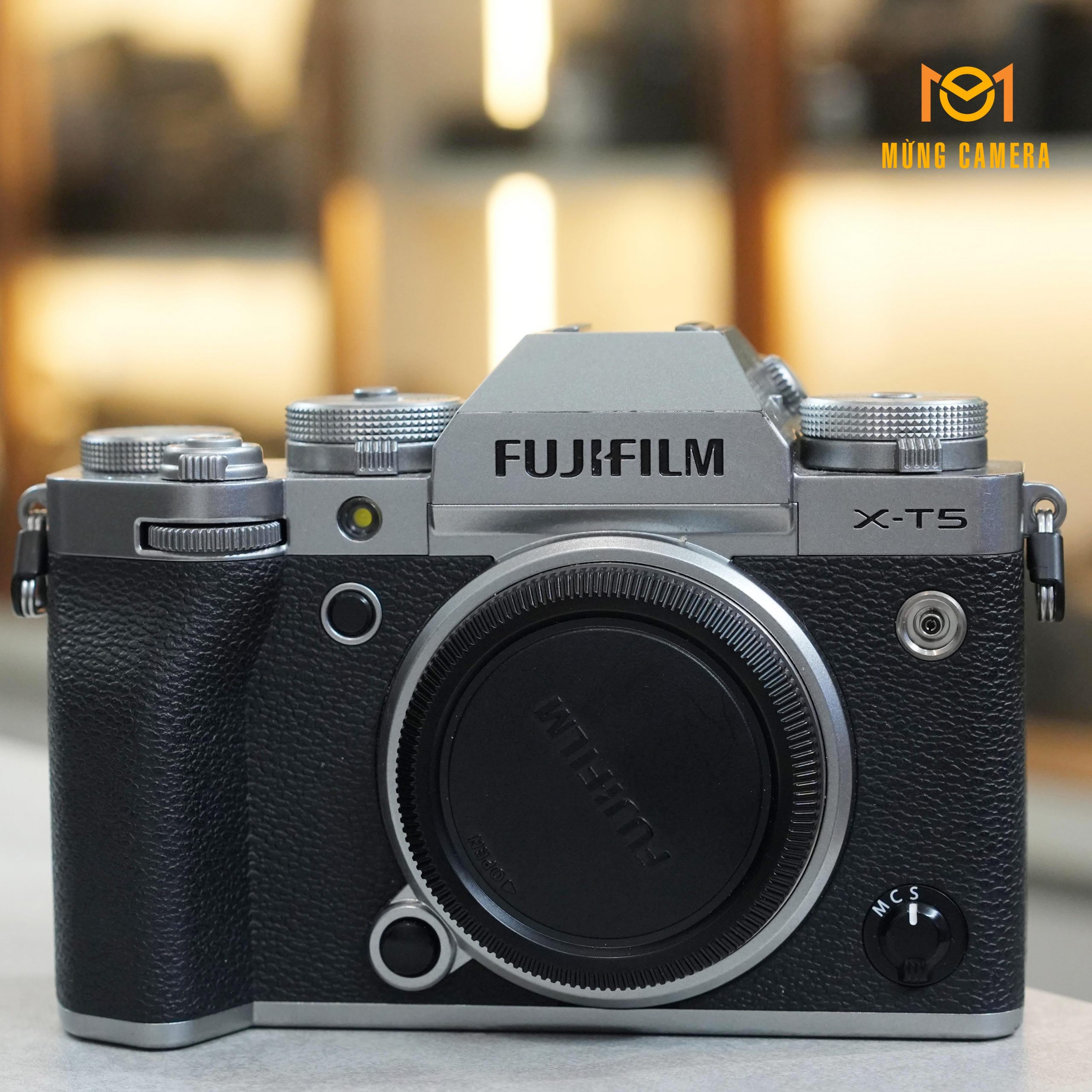 FUJIFILM X-T5
