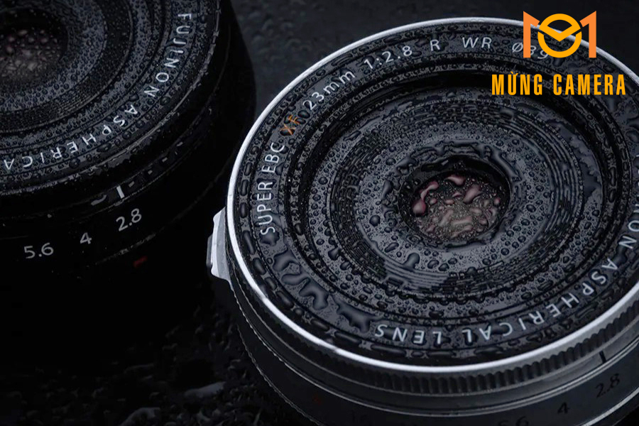 fujifilm-x-e5 đen đẹp