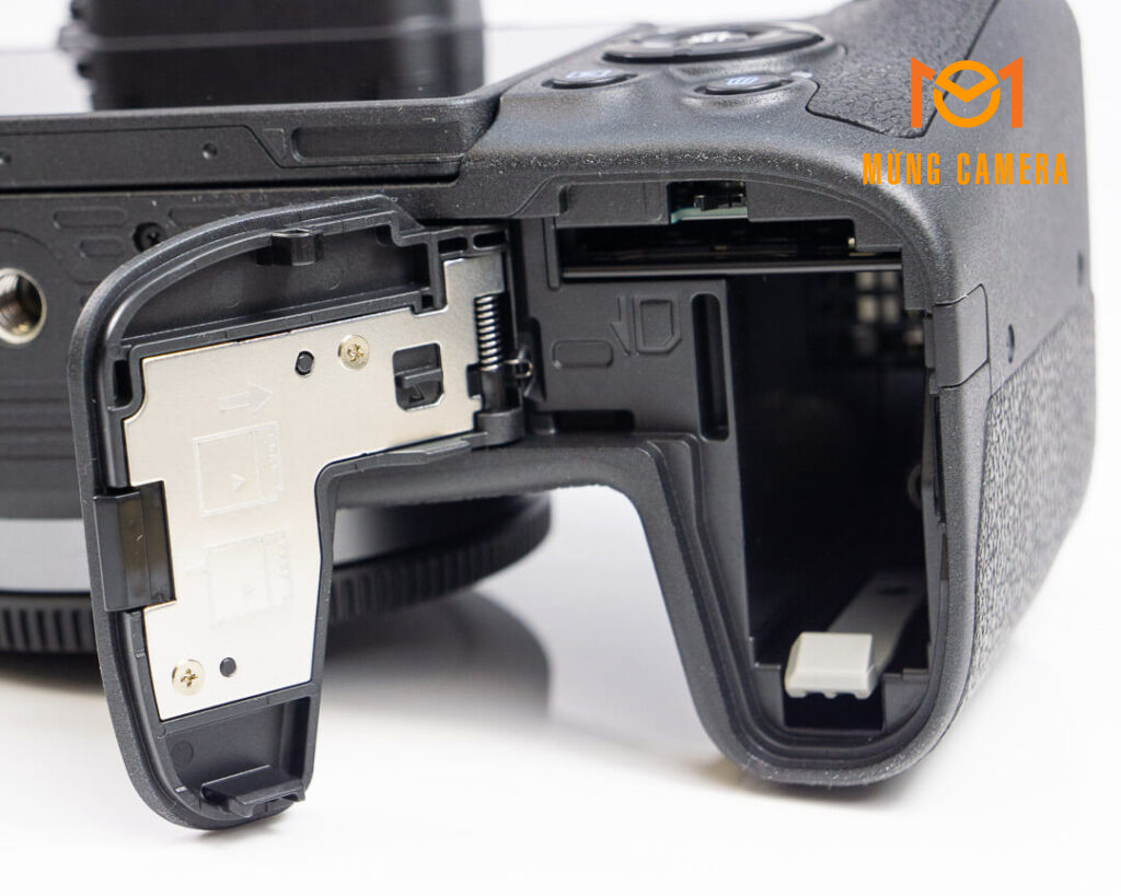 Máy Ảnh Canon EOS RP Cũ Giá Tốt
