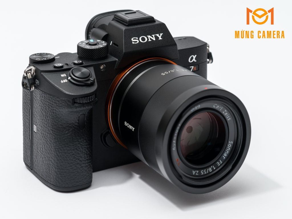 Máy Ảnh Sony A7R Mark III Cũ Giá Tốt